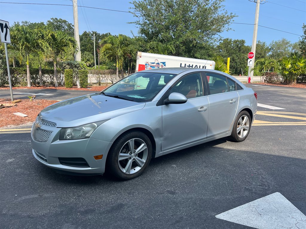 2013 Chevrolet Cruze 2LT's photo