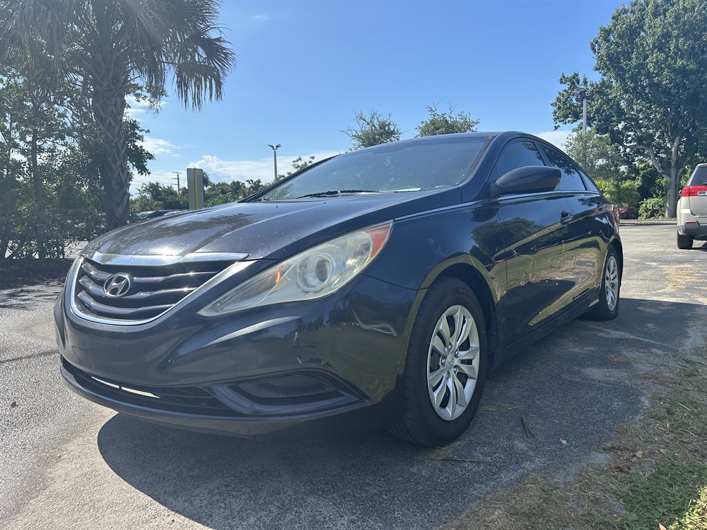 2011 Hyundai Sonata GLS's photo