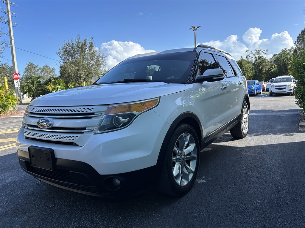 2013 Ford Explorer Limited's photo